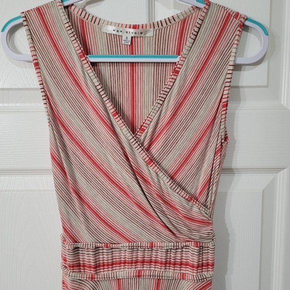 MAX STUDIO | Sleeveless Surplice Midi Dress - Small - Picture 3 of 5